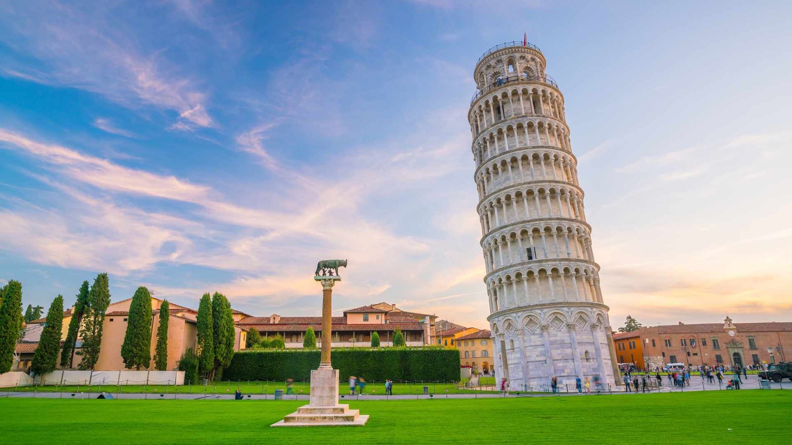 Leaning Tower Of Pisa: History, Facts & Things To Do (2024)
