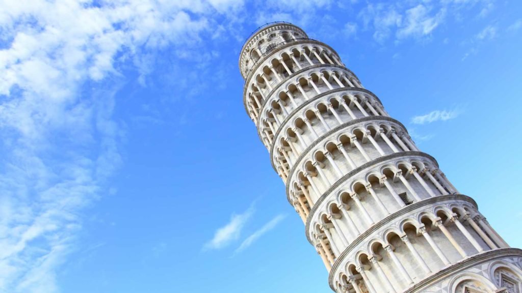 Leaning Tower of Pisa lower angle view 