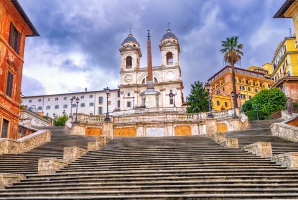Spanish Steps Travel Guide: Where To Eat, Sights, And More