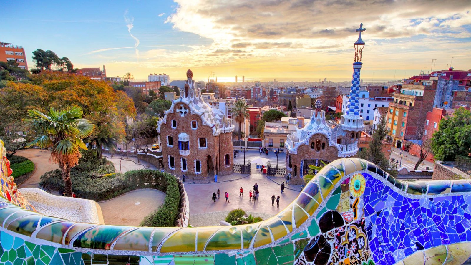 3 Days Barcelona Itinerary: Things To Do & Useful Info