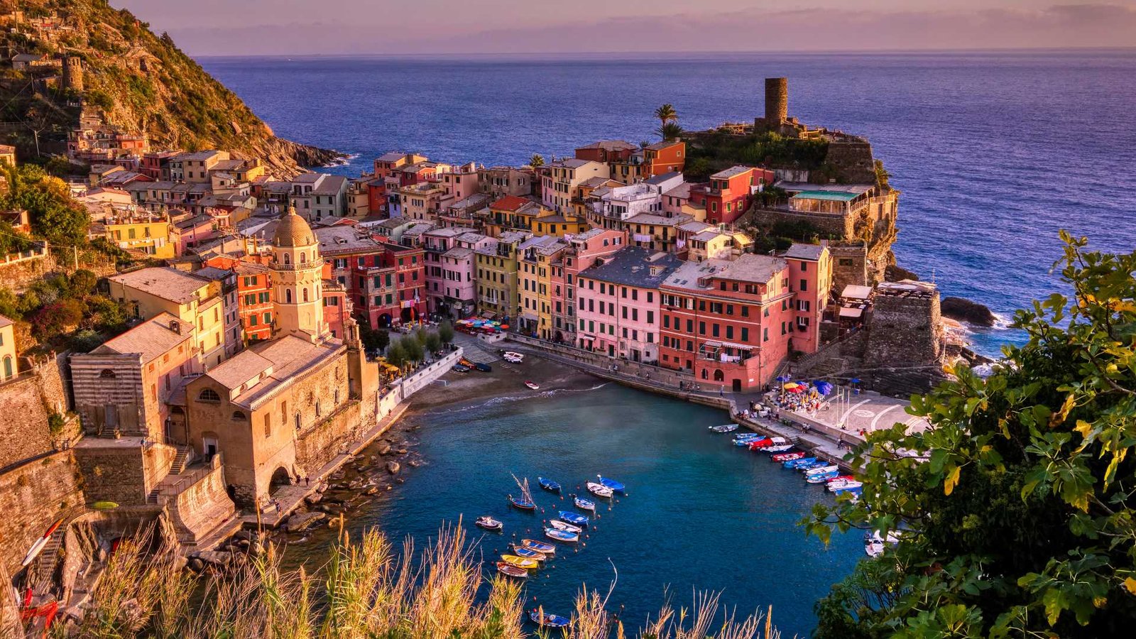 Explore Cinque Terre: Italy’s Most Beautiful Coastal Paradise in 2023