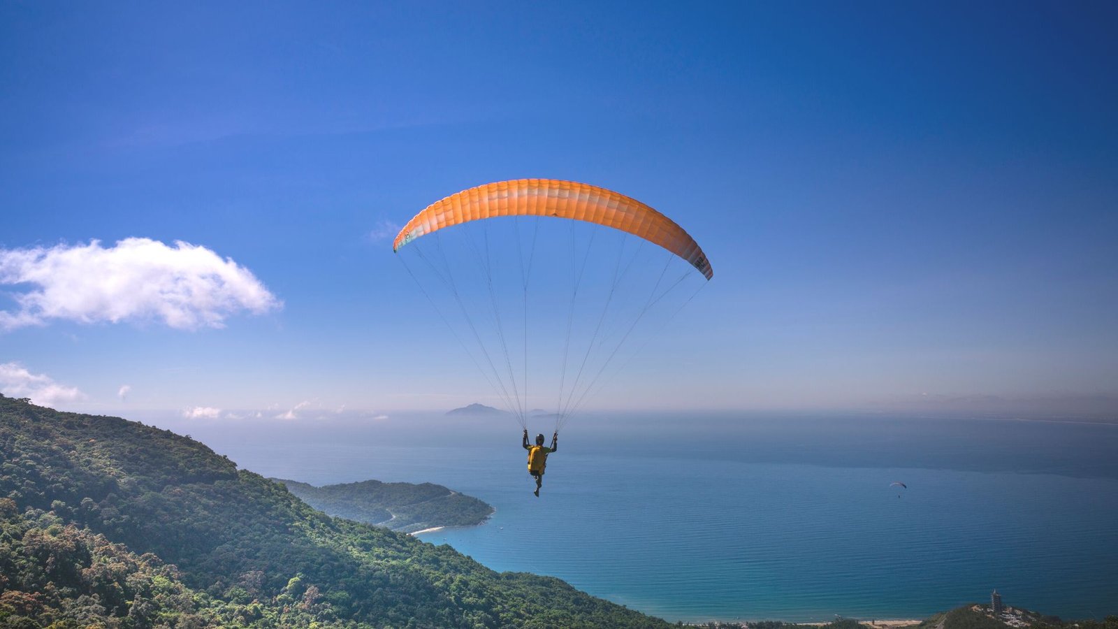 Exploring Bir Billing: The Paragliding Paradise Of India