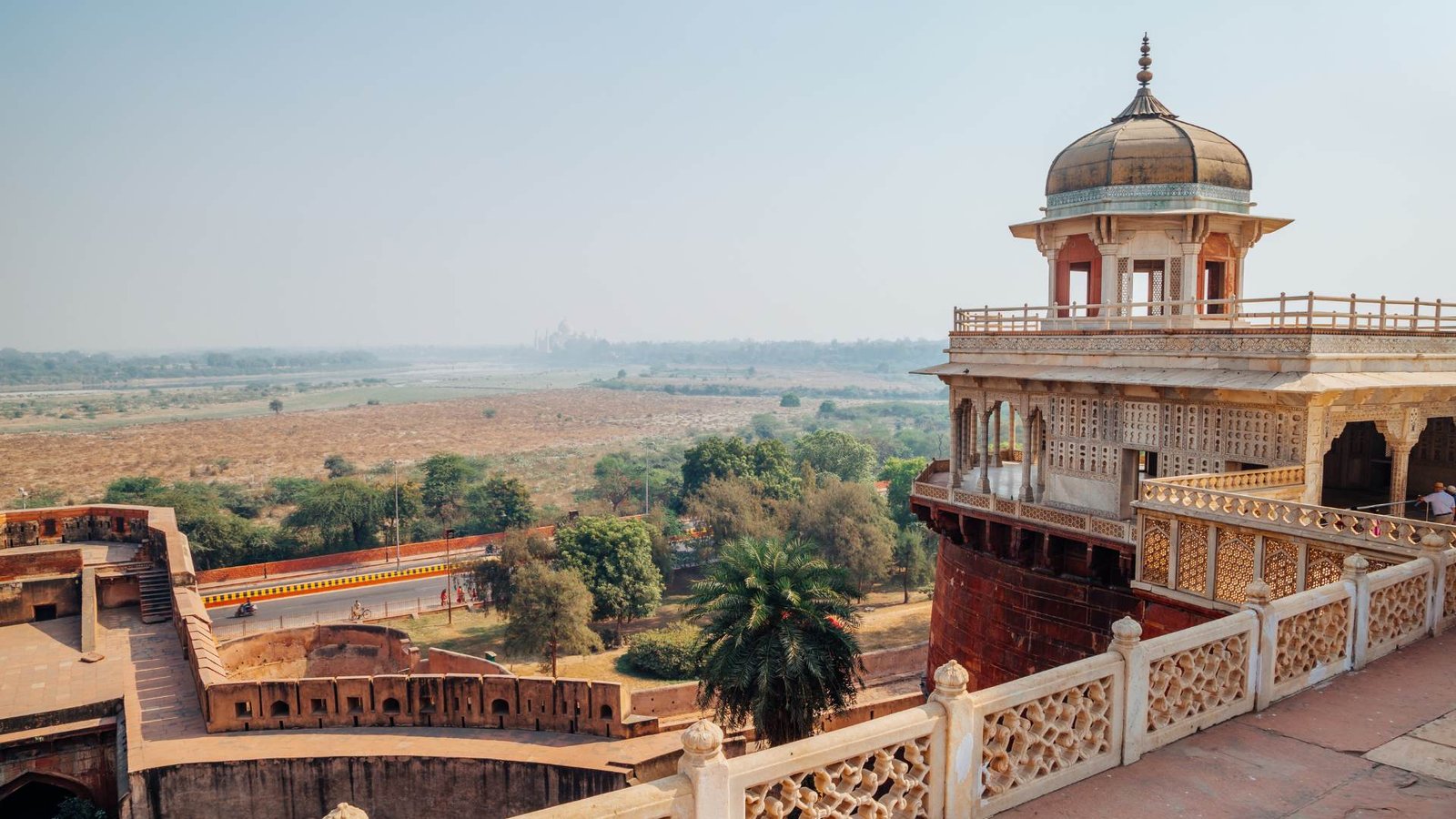 Explore Agra - Ultimate Guide To Taj Mahal & More