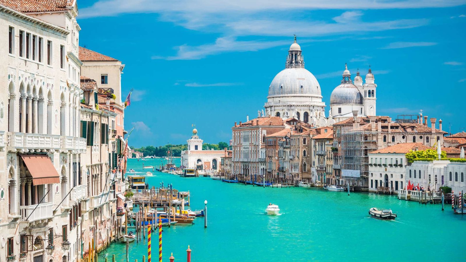 10 Stunning Places To Visit In Venice in 2023