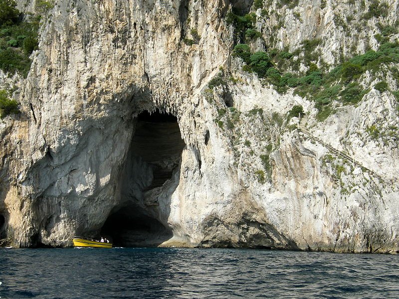 Explore Grotta Bianca