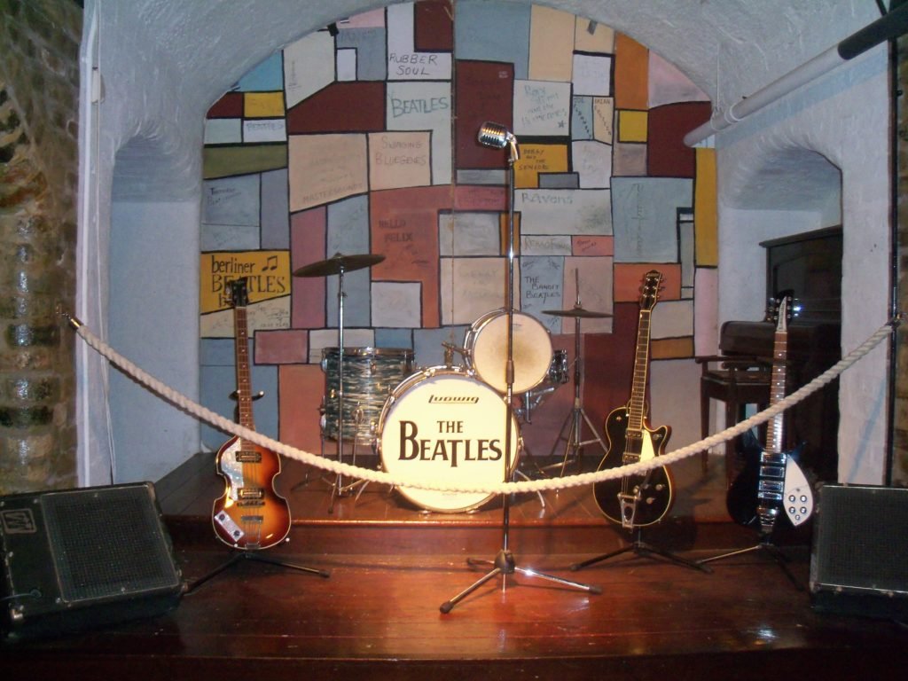  Liverpool Beatles Museum 